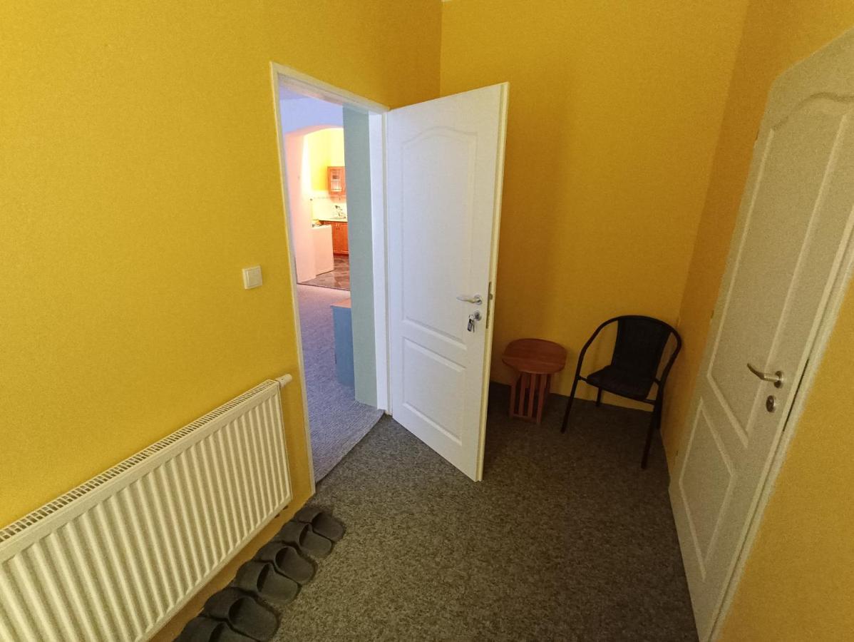 Apartman Horni Slavkov Hodinarstvi Eksteriør billede