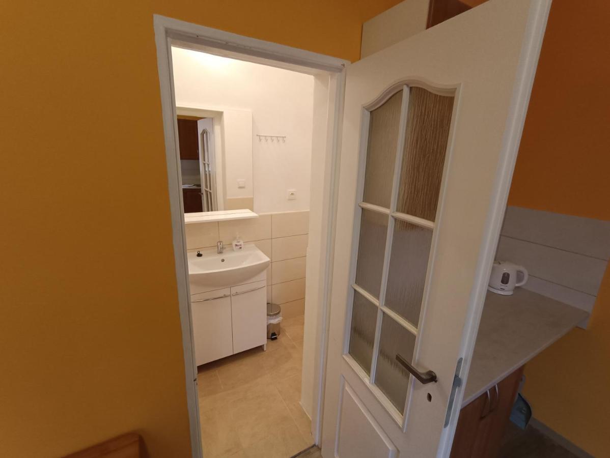 Apartman Horni Slavkov Hodinarstvi Eksteriør billede